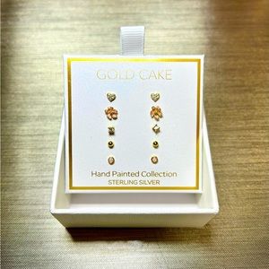 BRAND NEW 5 pairs of Gold Cake gold toned stud earrings ✨✨✨ Box included ❤️❤️❤️